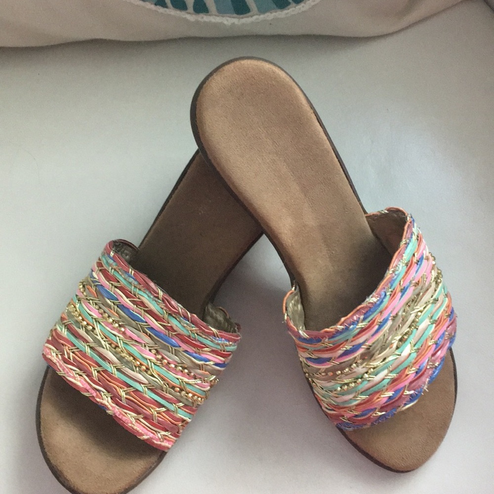 Multi color Wedge Slides